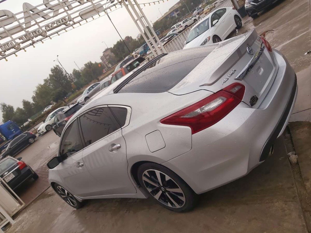 نیسان ئەلتیما
